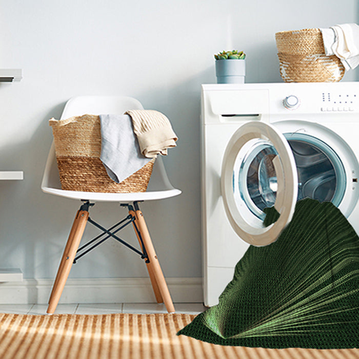 Machine Washable Transitional Black Rug in a Washing Machine, wshpat1829grn