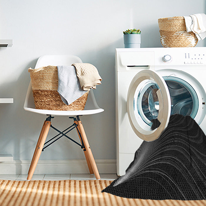 Machine Washable Transitional Black Rug in a Washing Machine, wshpat1832gry