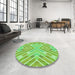 Round Patterned Emerald Green Rug in a Office, pat1834grn