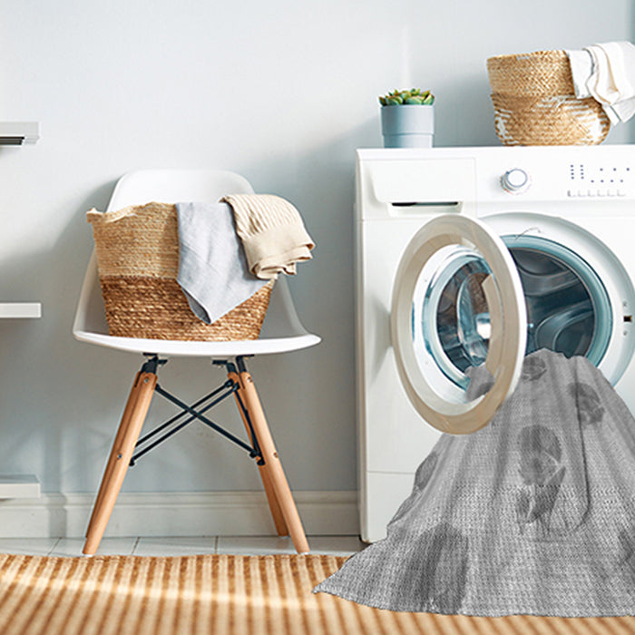 Machine Washable Transitional Gunmetal Gray Rug in a Washing Machine, wshpat1849gry