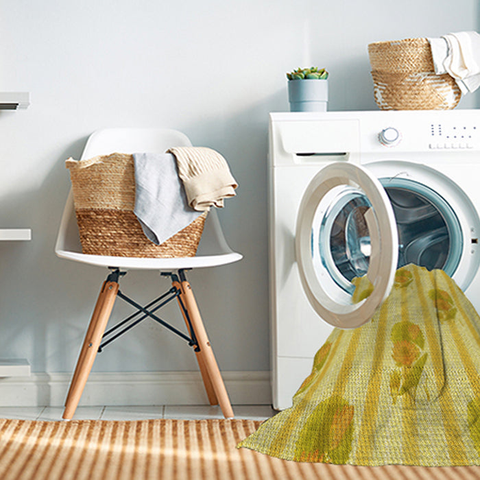 Machine Washable Transitional Bold Yellow Rug in a Washing Machine, wshpat1849yw