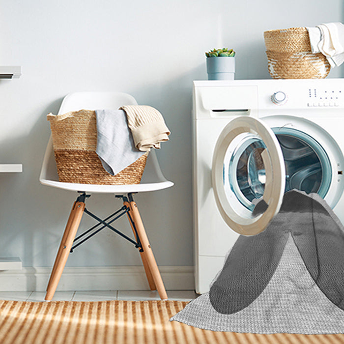 Machine Washable Transitional Ash Gray Rug in a Washing Machine, wshpat1851gry