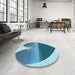 Round Patterned Blue Rug in a Office, pat1851lblu