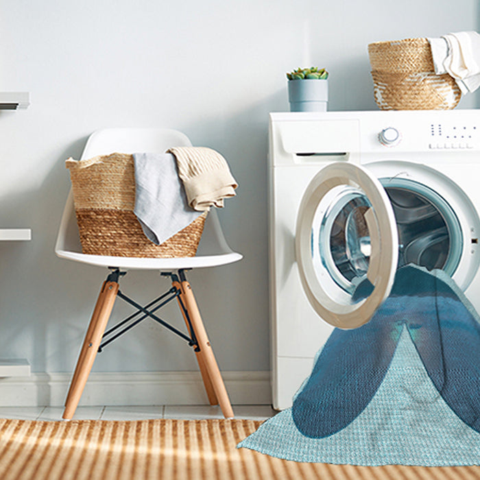 Machine Washable Transitional Blue Rug in a Washing Machine, wshpat1851lblu