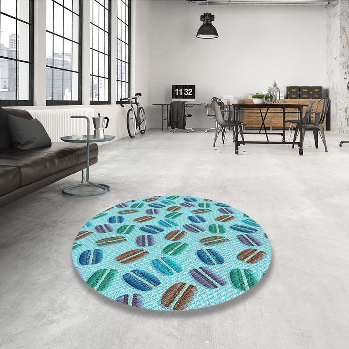 Round Patterned Deep-Sea Green Rug in a Office, pat1856lblu