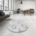 Round Patterned Platinum Gray Rug in a Office, pat1862gry