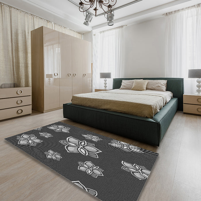 Patterned Gray Rug in a Bedroom, pat1865gry