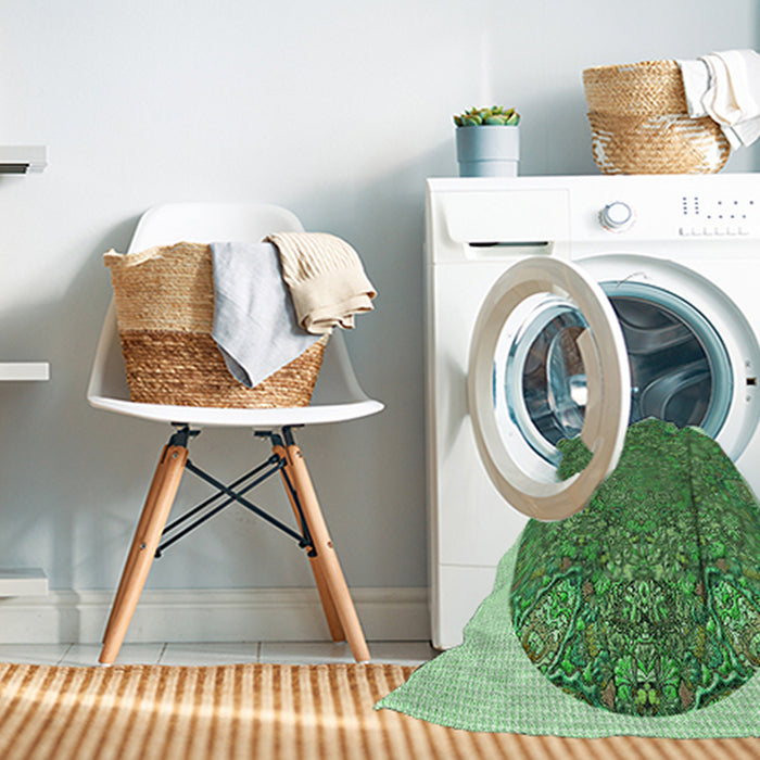 Machine Washable Transitional Forest Green Rug in a Washing Machine, wshpat1877grn