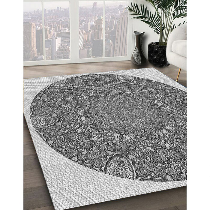 Machine Washable Transitional Platinum Silver Gray Rug in a Family Room, wshpat1877gry