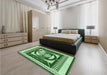 Patterned Deep Emerald Green Rug in a Bedroom, pat1882grn