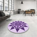 Round Patterned Blossom Pink Rug in a Office, pat1884pur