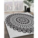 Patterned Platinum Gray Novelty Rug in Family Room, pat1888