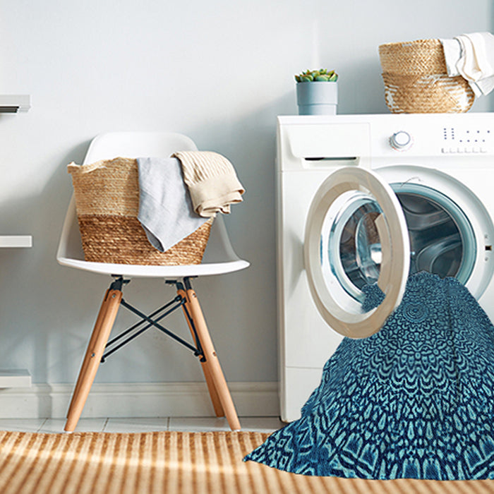 Machine Washable Transitional Bright Turquoise Blue Rug in a Washing Machine, wshpat1889lblu