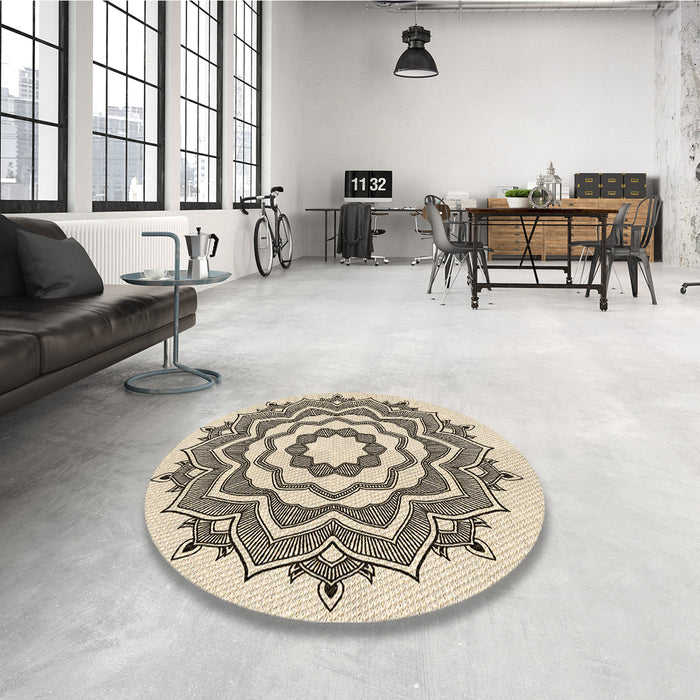 Round Patterned Wheat Beige Rug in a Office, pat1890brn