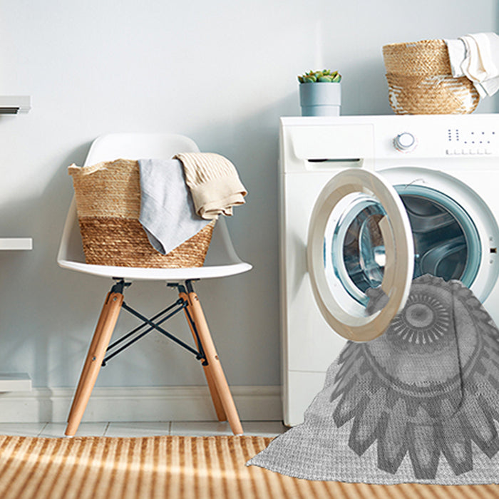 Machine Washable Transitional Platinum Silver Gray Rug in a Washing Machine, wshpat1891gry