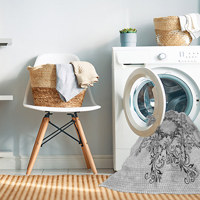 Machine Washable Transitional Platinum Gray Rug in a Washing Machine, wshpat1892gry