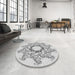 Round Machine Washable Transitional White Smoke Rug in a Office, wshpat1892