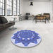 Round Patterned Blue Rug in a Office, pat1895blu