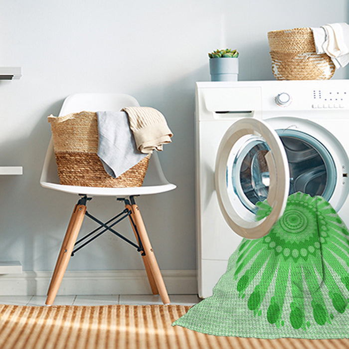 Machine Washable Transitional Green Rug in a Washing Machine, wshpat1896grn