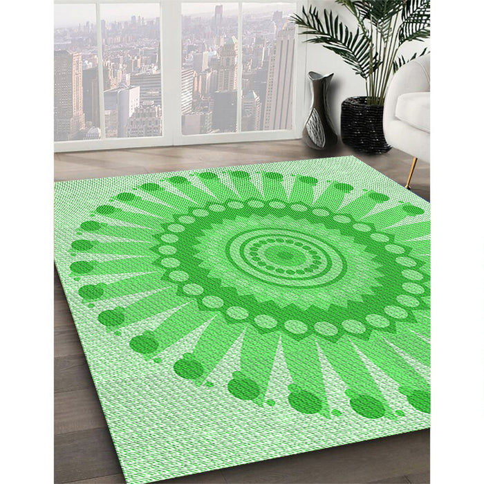 Machine Washable Transitional Green Rug in a Family Room, wshpat1896grn