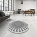 Round Patterned Gray Rug in a Office, pat1896gry