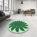 Round Patterned Green Rug in a Office, pat1897grn