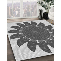 Patterned Platinum Silver Gray Rug, pat1897gry