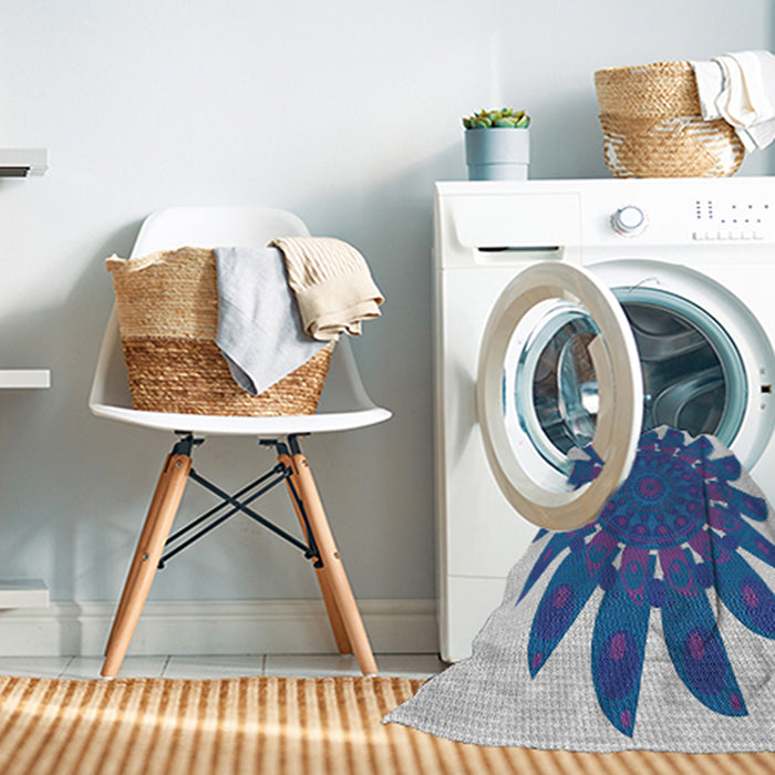 Machine Washable Transitional Sapphire Blue Rug in a Washing Machine, wshpat1897