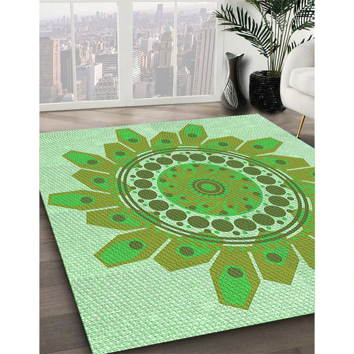 Machine Washable Transitional Green Rug in a Family Room, wshpat1898grn