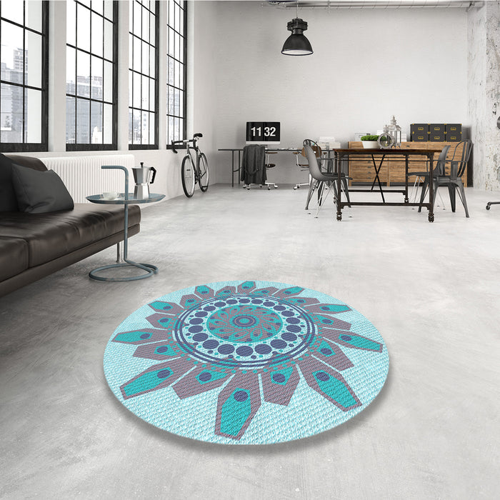 Round Patterned Koi Blue Rug in a Office, pat1898lblu