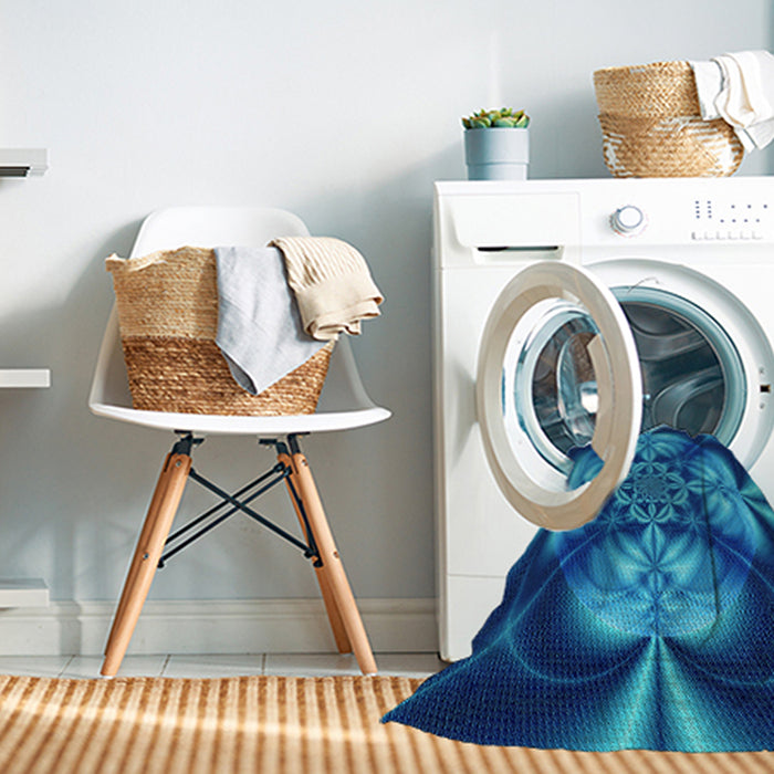 Machine Washable Transitional Blueberry Blue Rug in a Washing Machine, wshpat190lblu