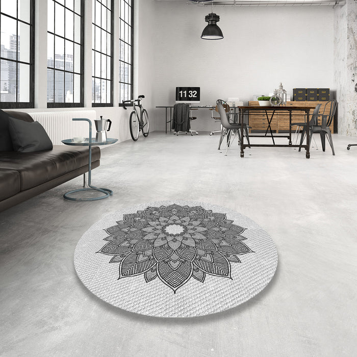 Round Patterned Off-White Novelty Rug in a Office, pat1902