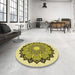 Round Patterned Neon Yellow Rug in a Office, pat1903yw