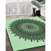 Patterned Medium Forest Green Rug, pat1905grn