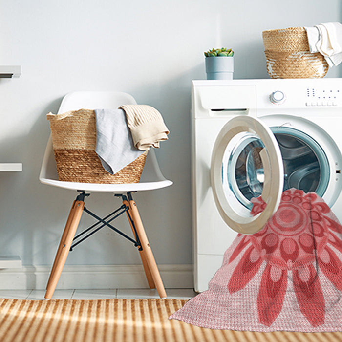 Machine Washable Transitional Pastel Pink Rug in a Washing Machine, wshpat1907rd