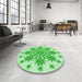 Round Patterned Green Rug in a Office, pat1908grn