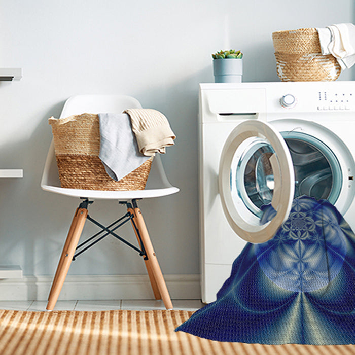 Machine Washable Transitional Silk Blue Rug in a Washing Machine, wshpat190