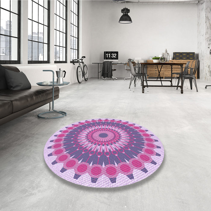 Round Patterned Orchid Purple Rug in a Office, pat1912pur