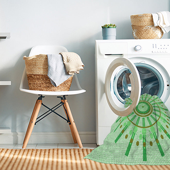 Machine Washable Transitional Green Rug in a Washing Machine, wshpat1916grn