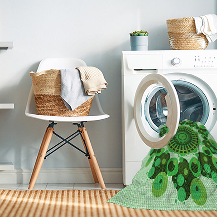 Machine Washable Transitional Forest Green Rug in a Washing Machine, wshpat1918grn