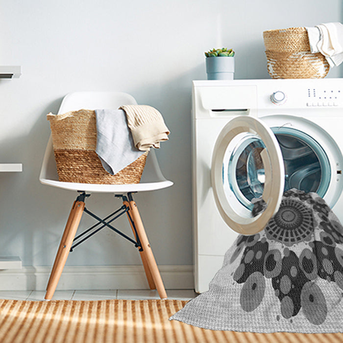 Machine Washable Transitional Platinum Silver Gray Rug in a Washing Machine, wshpat1918gry