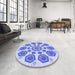 Round Patterned Blue Rug in a Office, pat1922blu