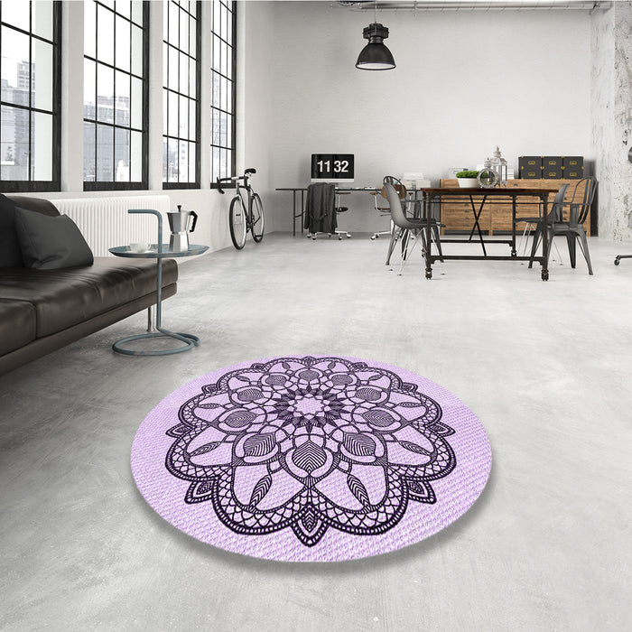 Round Patterned Orchid Purple Rug in a Office, pat1926pur