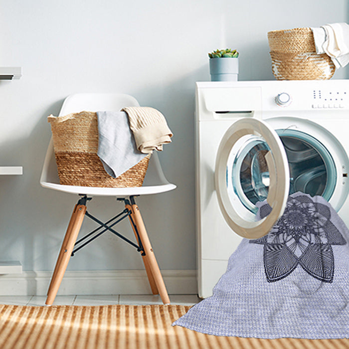 Machine Washable Transitional Lavender Blue Rug in a Washing Machine, wshpat1928blu