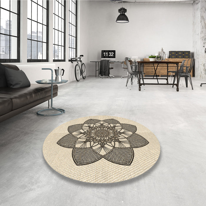 Round Patterned Wheat Beige Rug in a Office, pat1928brn