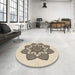 Round Patterned Wheat Beige Rug in a Office, pat1928brn