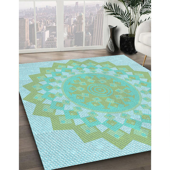 Patterned Aquamarine Green Rug in Family Room, pat1931lblu