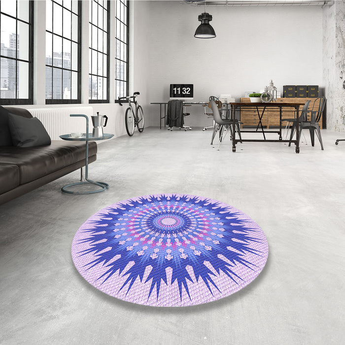 Round Patterned Pale Lilac Purple Rug in a Office, pat1934pur