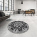 Round Patterned Dark Gray Rug in a Office, pat194gry