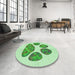 Round Patterned Light Green Rug in a Office, pat1941grn